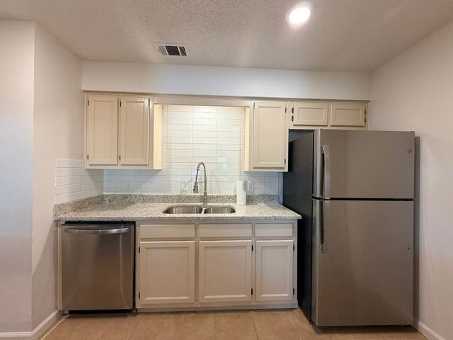 3807 William Street, Sachse, TX 75048