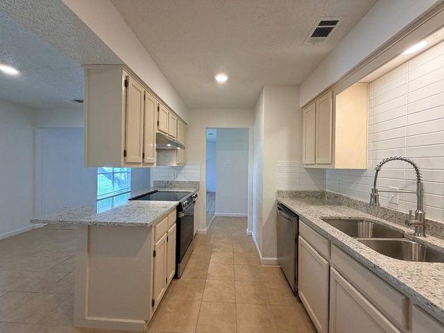 3807 William Street, Sachse, TX 75048