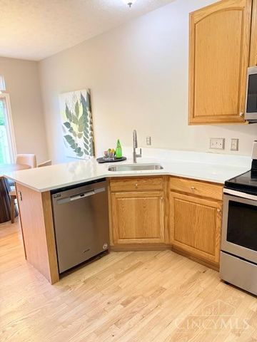 3855 Thorngate Drive, Mason, OH 45040