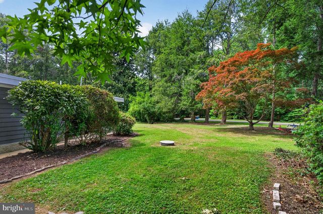 11724 RIVER DR, Lorton, VA 22079