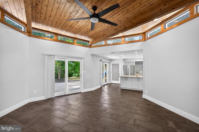 11724 RIVER DR, Lorton, VA 22079