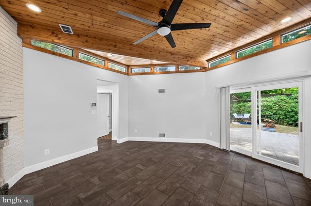 11724 RIVER DR, Lorton, VA 22079