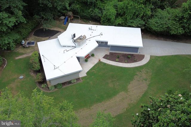 11724 RIVER DR, Lorton, VA 22079