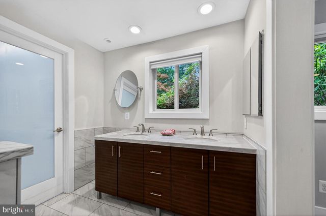 11724 RIVER DR, Lorton, VA 22079