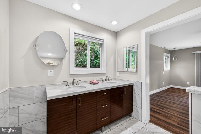 11724 RIVER DR, Lorton, VA 22079
