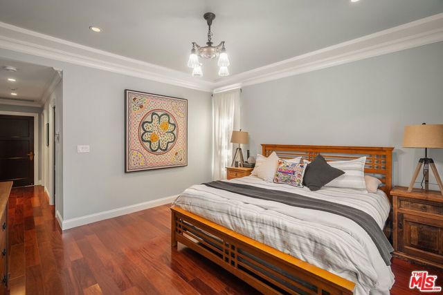 3457 Maplewood Avenue, Los Angeles, CA 90066