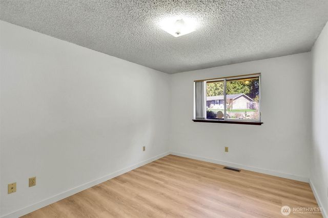 7631 Buckthorn Drive NE, Bremerton, WA 98311