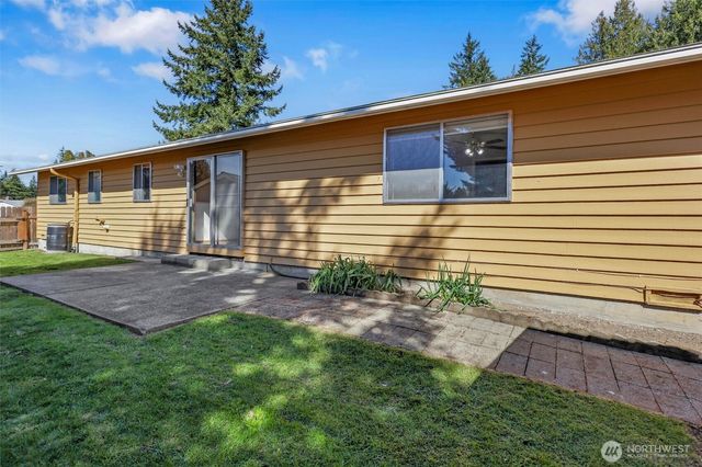 7631 Buckthorn Drive NE, Bremerton, WA 98311