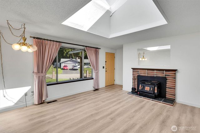 7631 Buckthorn Drive NE, Bremerton, WA 98311