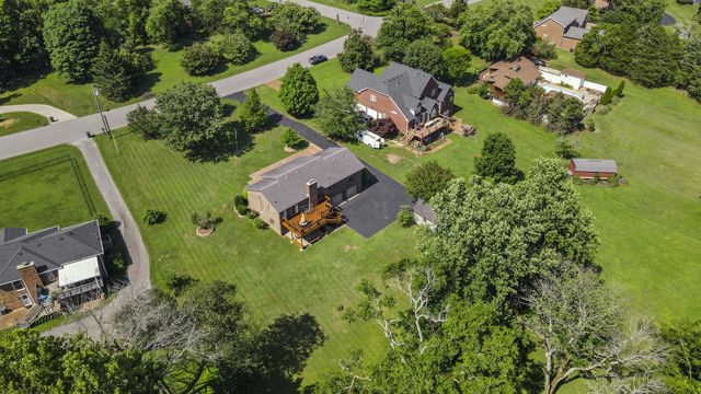 489 Page Dr, Mount Juliet, TN 37122