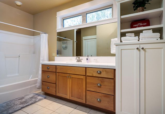 61388 Big Eddy Circle, Bend, OR 97702