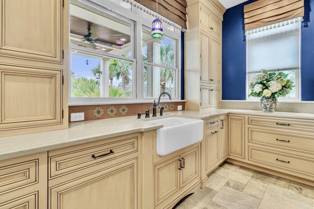 2725 Parkers Landing Road, Mount Pleasant, SC 29466