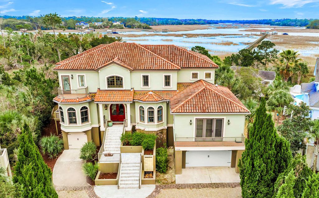 Image 1 of property listing at 2725 Parkers Landing Road, Mount Pleasant, SC 29466