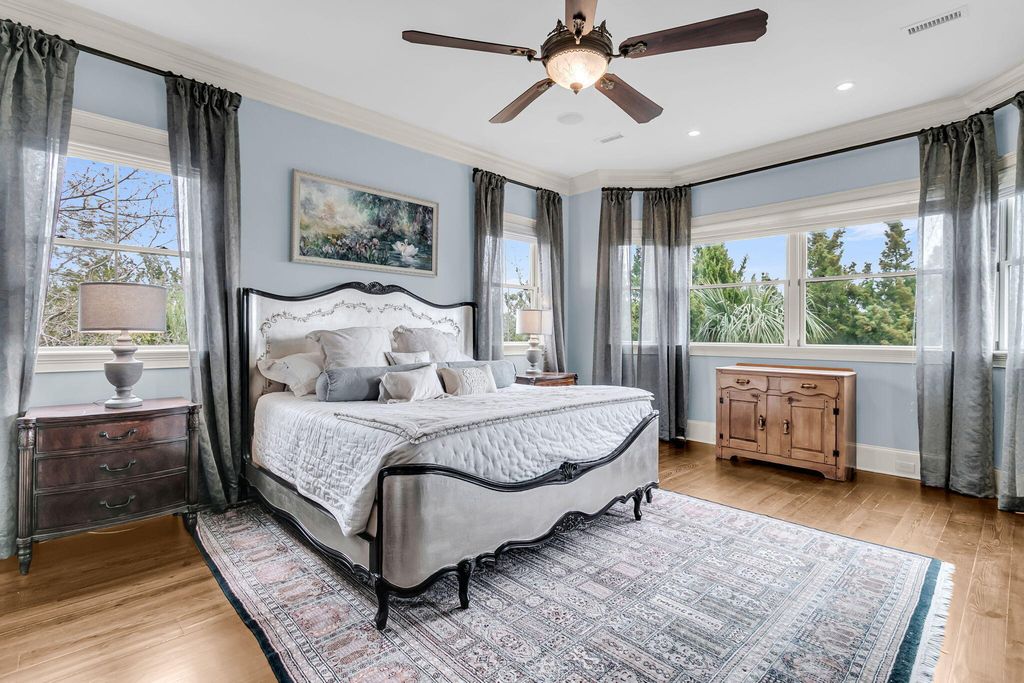 Image 28 of property listing at 2725 Parkers Landing Road, Mount Pleasant, SC 29466