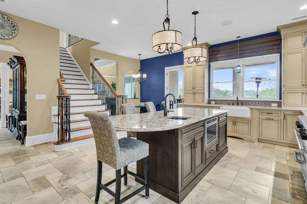 Image 43 of property listing at 2725 Parkers Landing Road, Mount Pleasant, SC 29466