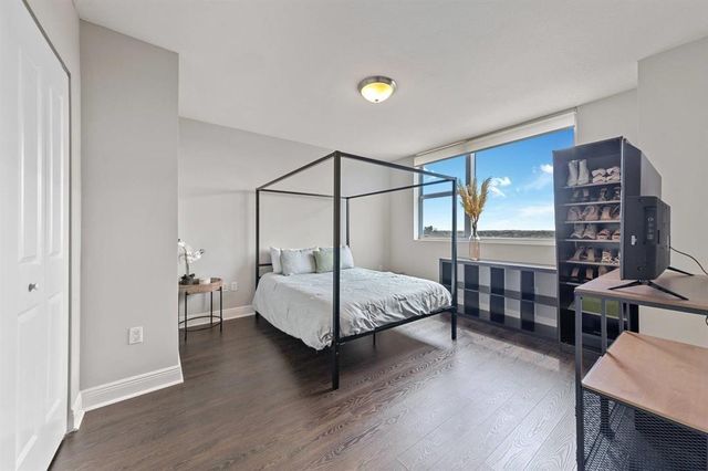 2641 N Flamingo Rd 901N, Sunrise, FL 33323