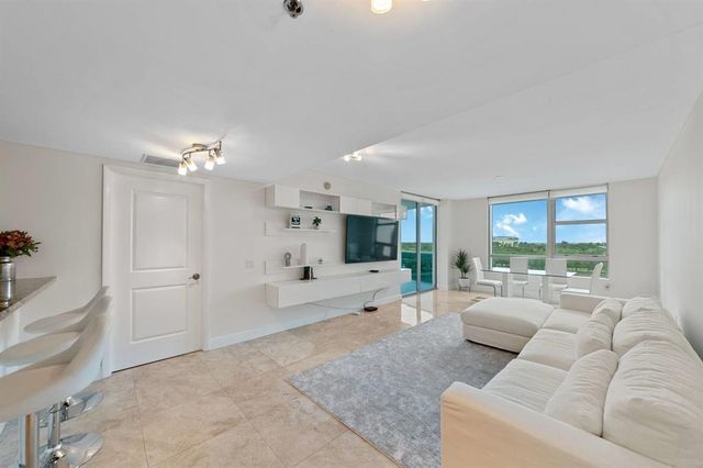 2641 N Flamingo Rd 901N, Sunrise, FL 33323