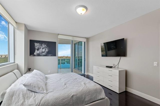 2641 N Flamingo Rd 901N, Sunrise, FL 33323