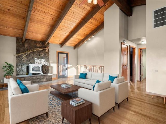 64495 Quail Drive, Bend, OR 97703