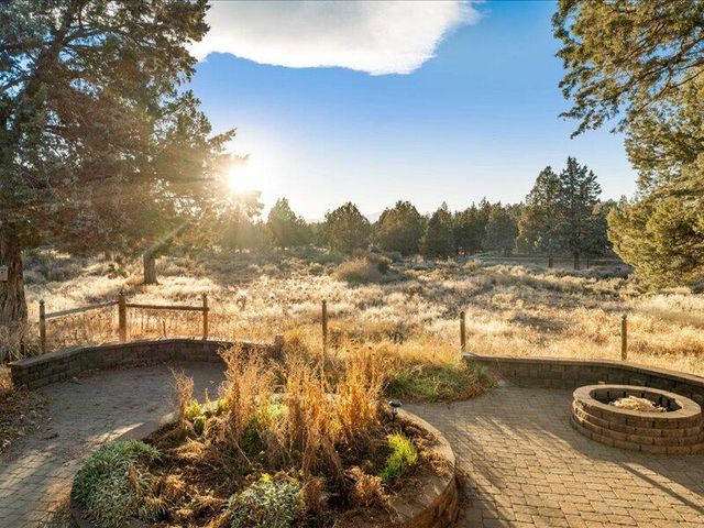 64495 Quail Drive, Bend, OR 97703