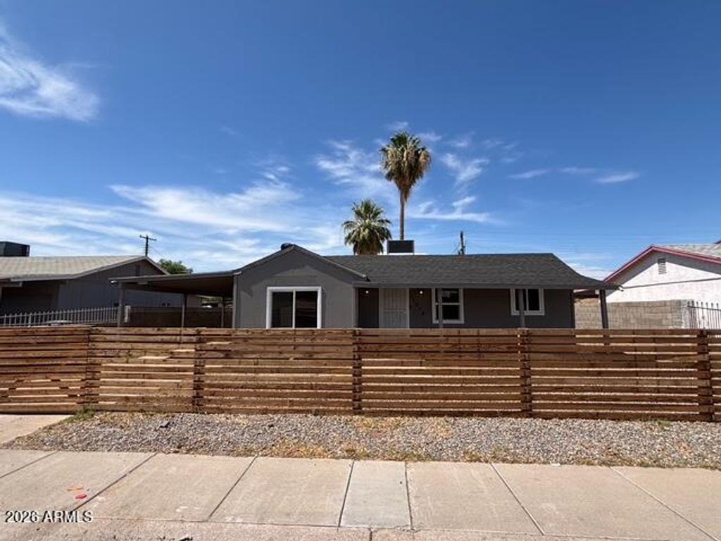 11014 W COCOPAH Street, Avondale, AZ 85323 — photo 2