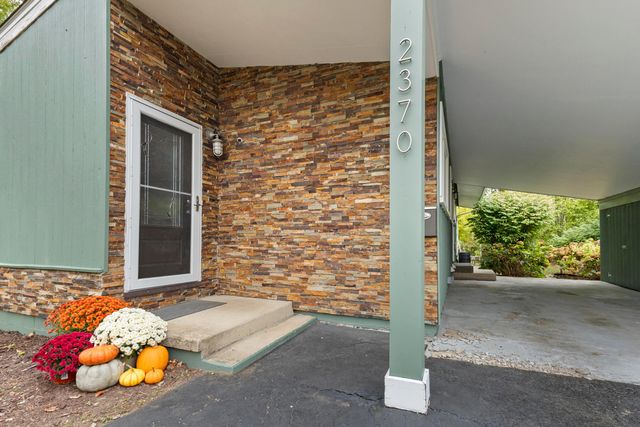 2370 Zollinger Road, Columbus, OH 43221