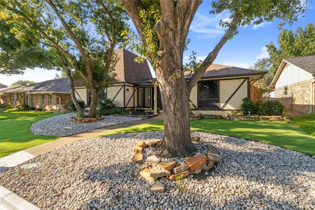 9205 Moss Farm Lane, Dallas, TX 75243