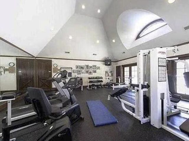 6148 Inishmore Lane, Dublin, OH 43017