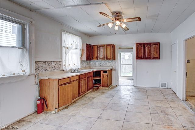 7017 Colgate Ave Front, 7015 Colgate Rear Avenue, Cleveland, OH 44102