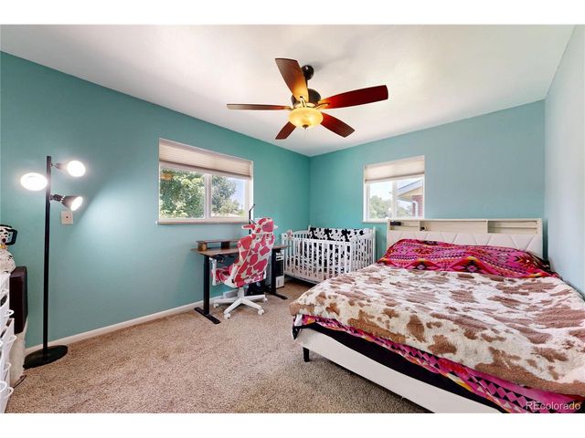 1320 27th St, Greeley, CO 80631