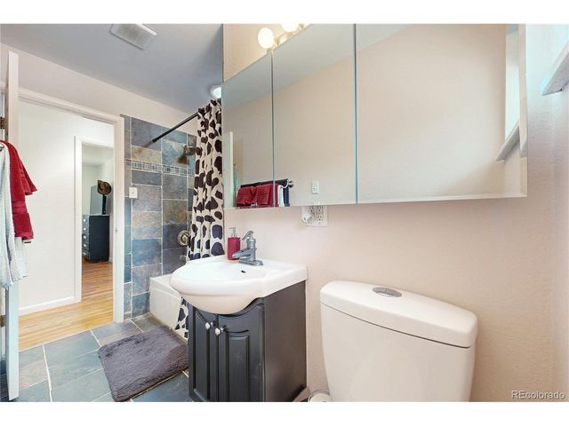 1320 27th St, Greeley, CO 80631