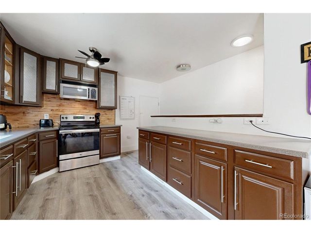 1320 27th St, Greeley, CO 80631