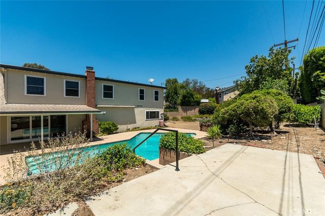 2220 W Silver Tree, Claremont, CA 91711