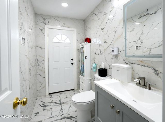 1908 Kenilworth Court, Toms River, NJ 08753