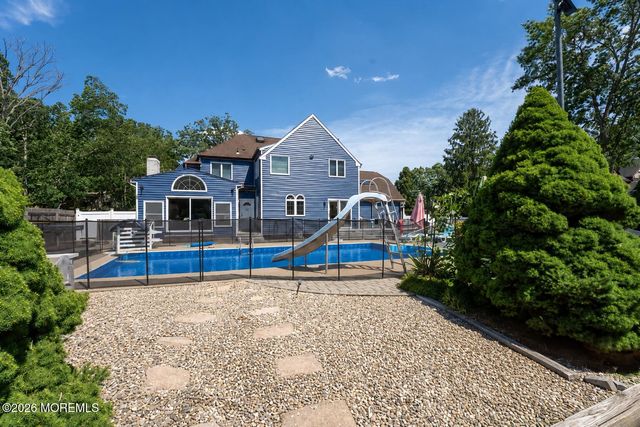 1908 Kenilworth Court, Toms River, NJ 08753