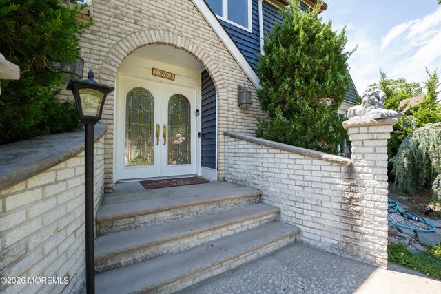 1908 Kenilworth Court, Toms River, NJ 08753
