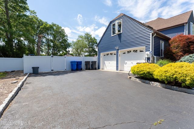 1908 Kenilworth Court, Toms River, NJ 08753