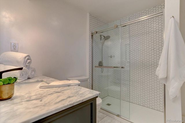 986 S Cole Drive, Lakewood, CO 80228