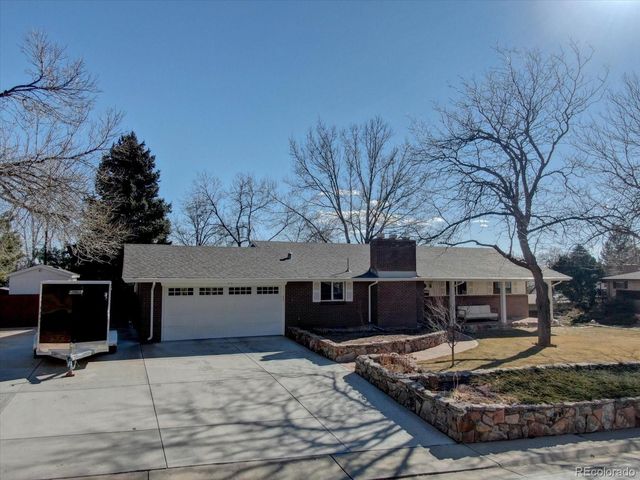 986 S Cole Drive, Lakewood, CO 80228