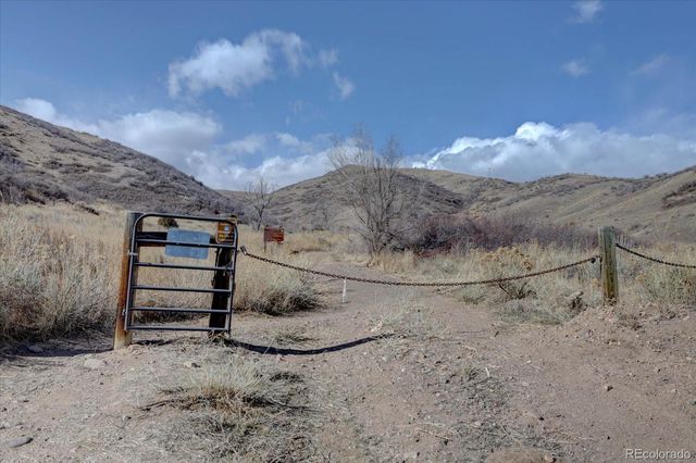 986 S Cole Drive, Lakewood, CO 80228