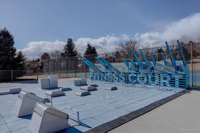 986 S Cole Drive, Lakewood, CO 80228