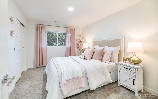 8802 Del Campo Drive, Everett, WA 98208