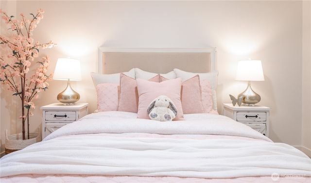 8802 Del Campo Drive, Everett, WA 98208