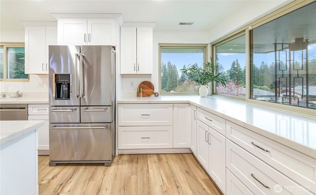 8802 Del Campo Drive, Everett, WA 98208