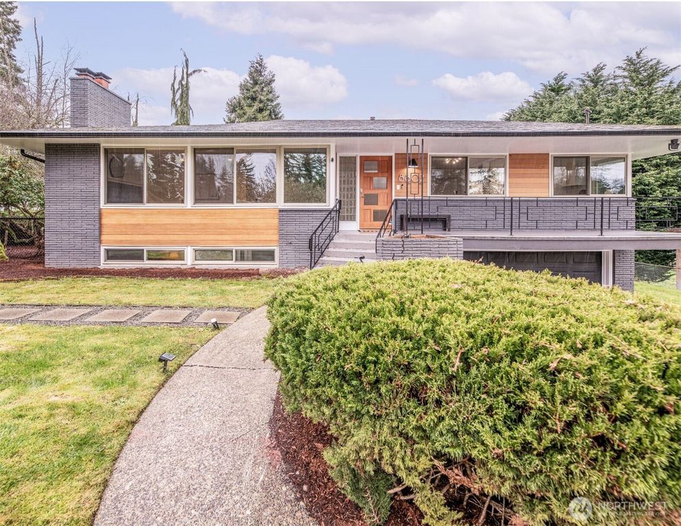 8802 Del Campo Drive, Everett, WA 98208