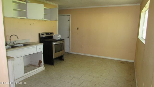 2012 43rd Avenue, Gulfport, MS 39501