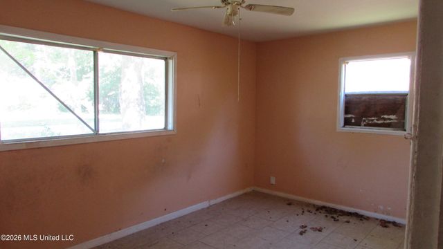 2012 43rd Avenue, Gulfport, MS 39501