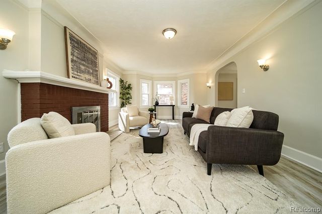 11399 Seminole, Redford, MI 48239