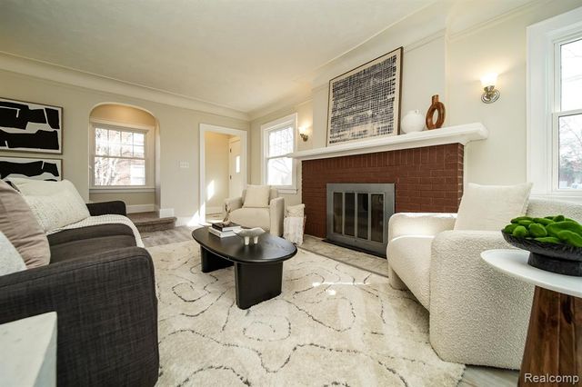 11399 Seminole, Redford, MI 48239