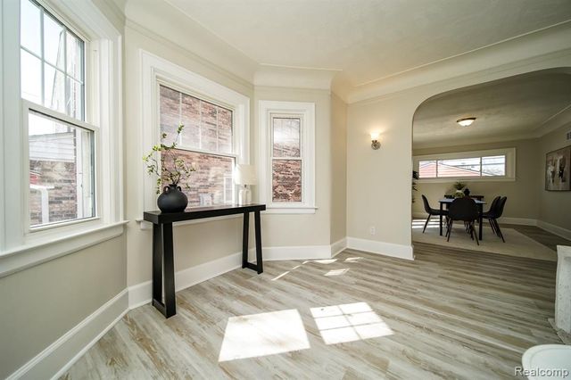 11399 Seminole, Redford, MI 48239